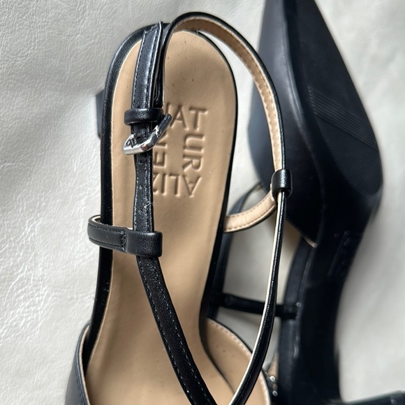 Naturalizer Black Pointed Toe Heels - Picture 8 of 9
